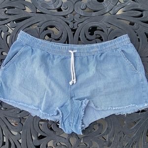 AERIE Blue pinstripe draw string short. SIZE - XL